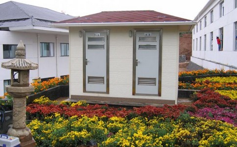 文明倡導共建流動衛生間(圖1)